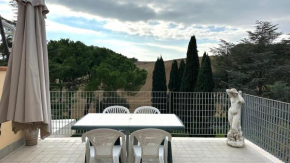 M213 - Marcelli, trilocale con ampio terrazzo panoramico